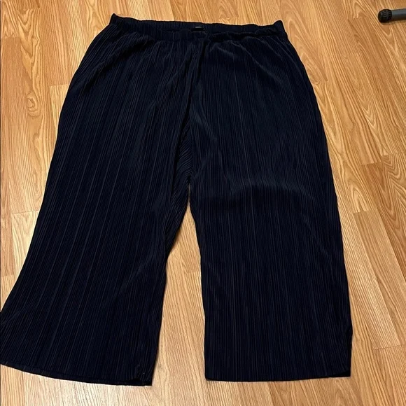 VERO MODA Navy Blue Pleated Wide Leg Pants size 3X - Picture 2 of 10